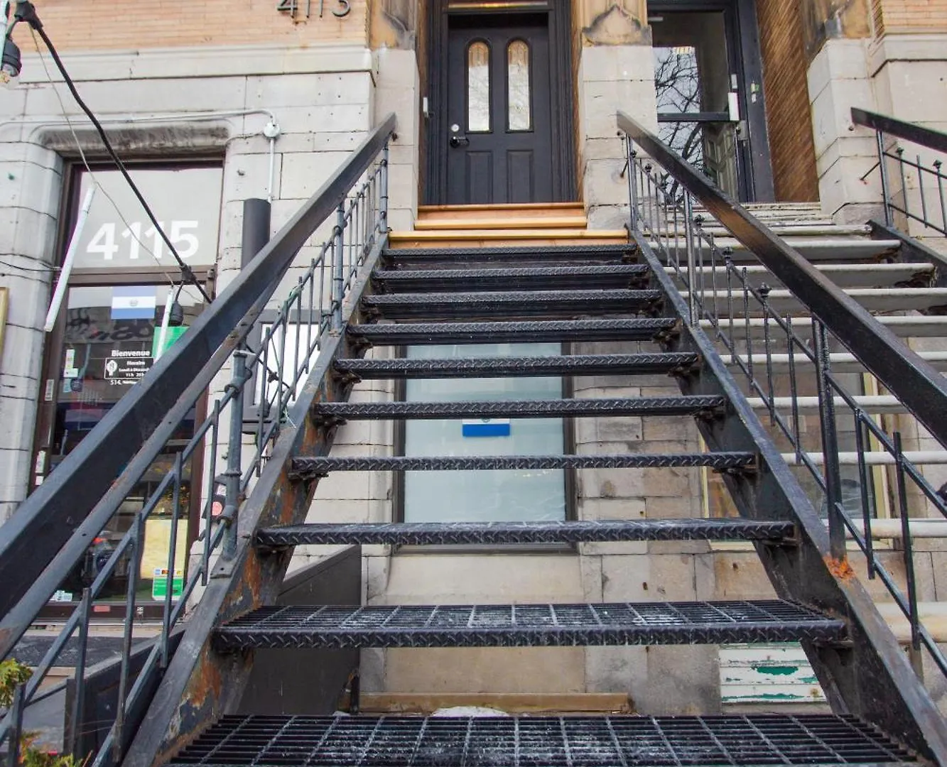 Studio #15 - Self Check-In - Plateau - St-Denis Montreal Apartment